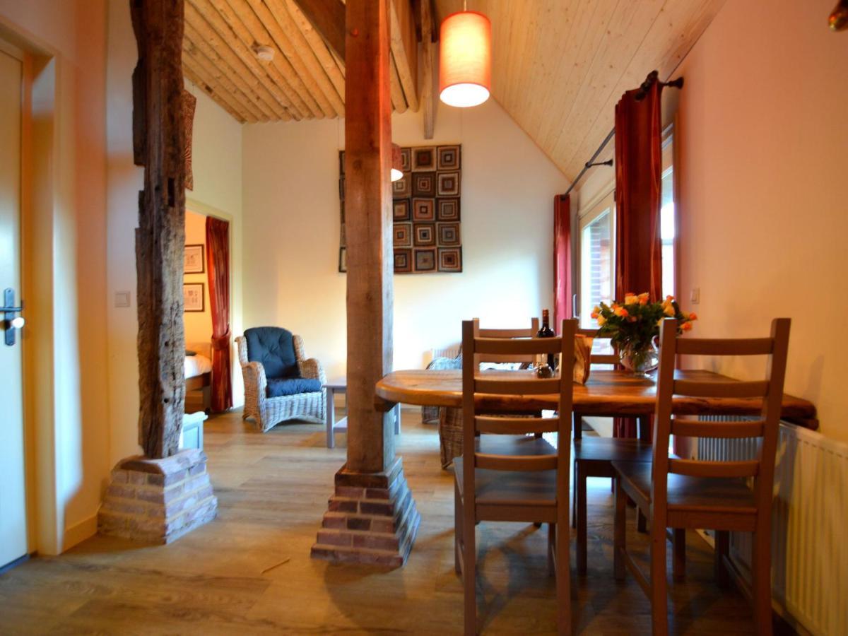 Staying In A Thatched Barn With Bedroom Achterhoek Geesteren  Exterior foto