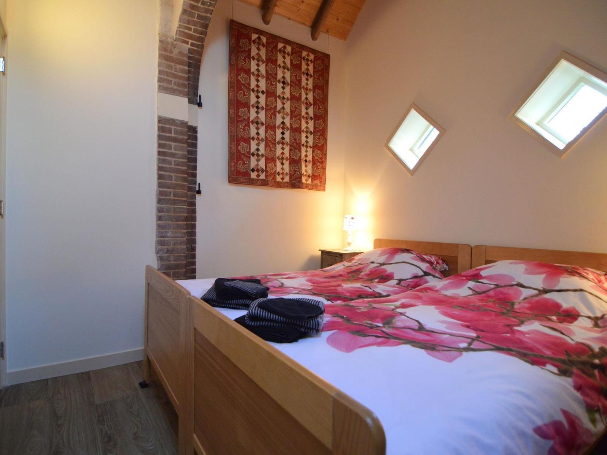 Staying In A Thatched Barn With Bedroom Achterhoek Geesteren  Exterior foto